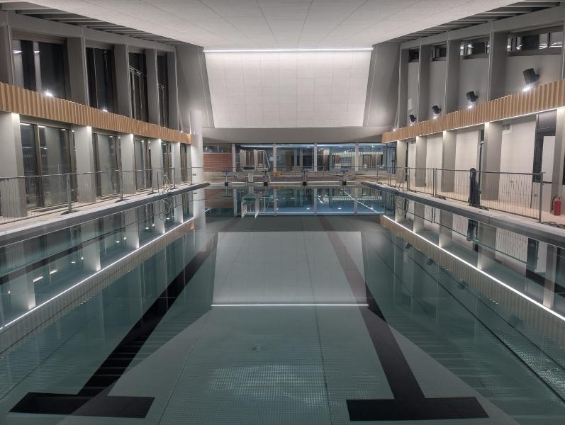 Ein Hallenbad